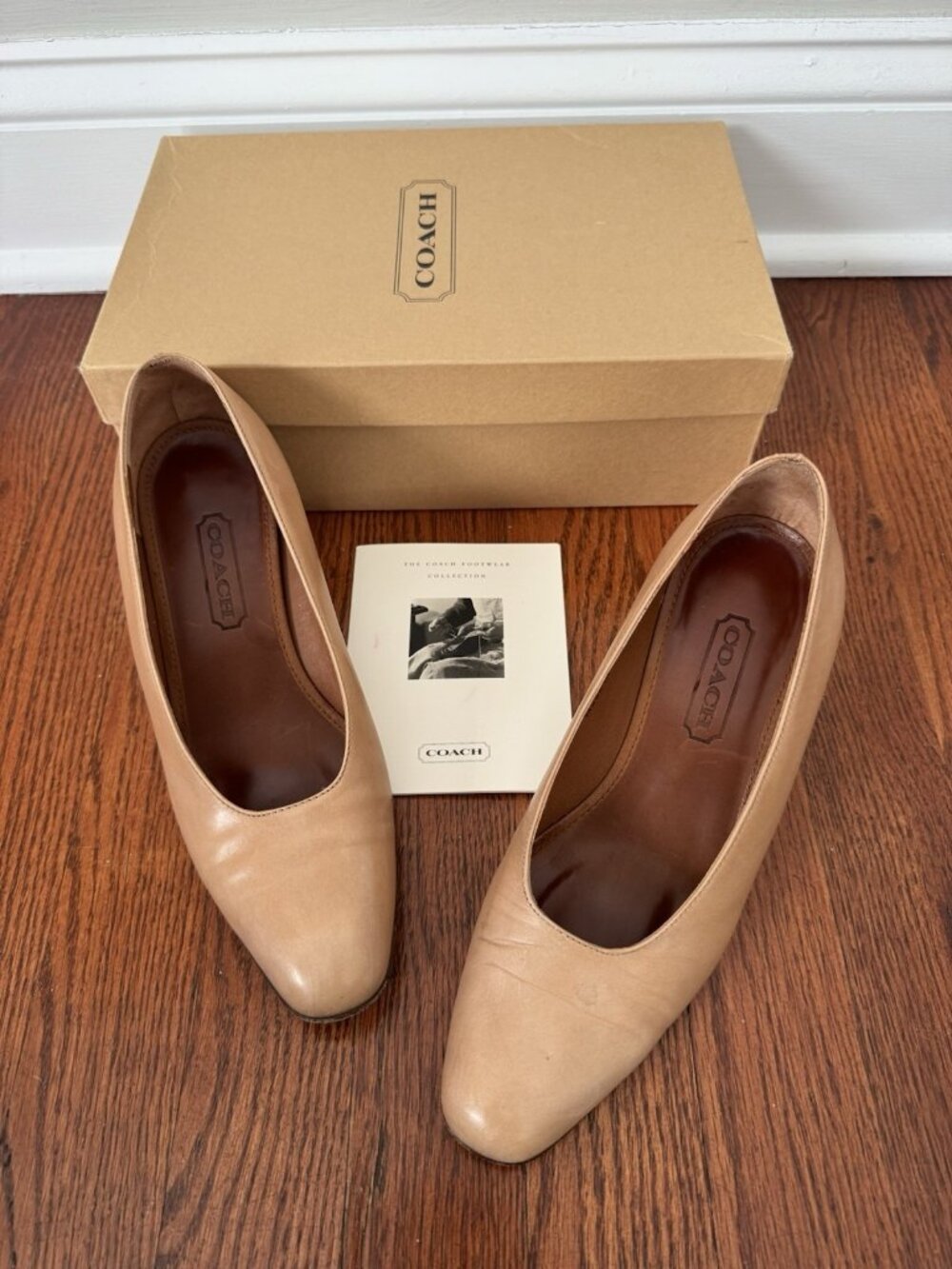 VTG Coach Tan Leather Leather Pumps Heels Size 6.5 Made in Italy J001 Classic